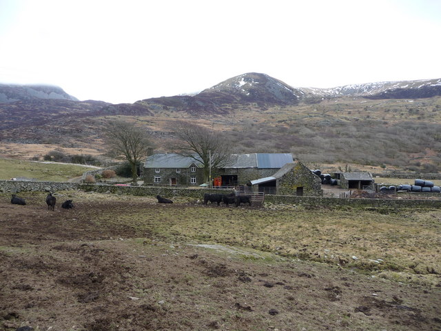 File:A Welsh hill farm - geograph.org.uk - 1752071.jpg