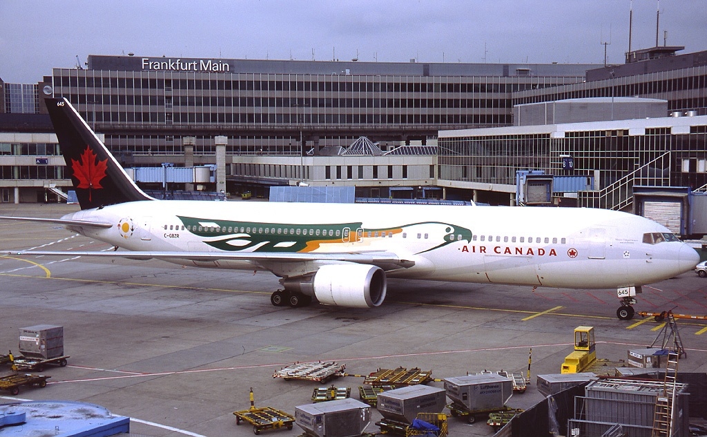 File:Boeing 767-38E-ER, Air Canada AN0295935.jpg - Wikimedia Commons