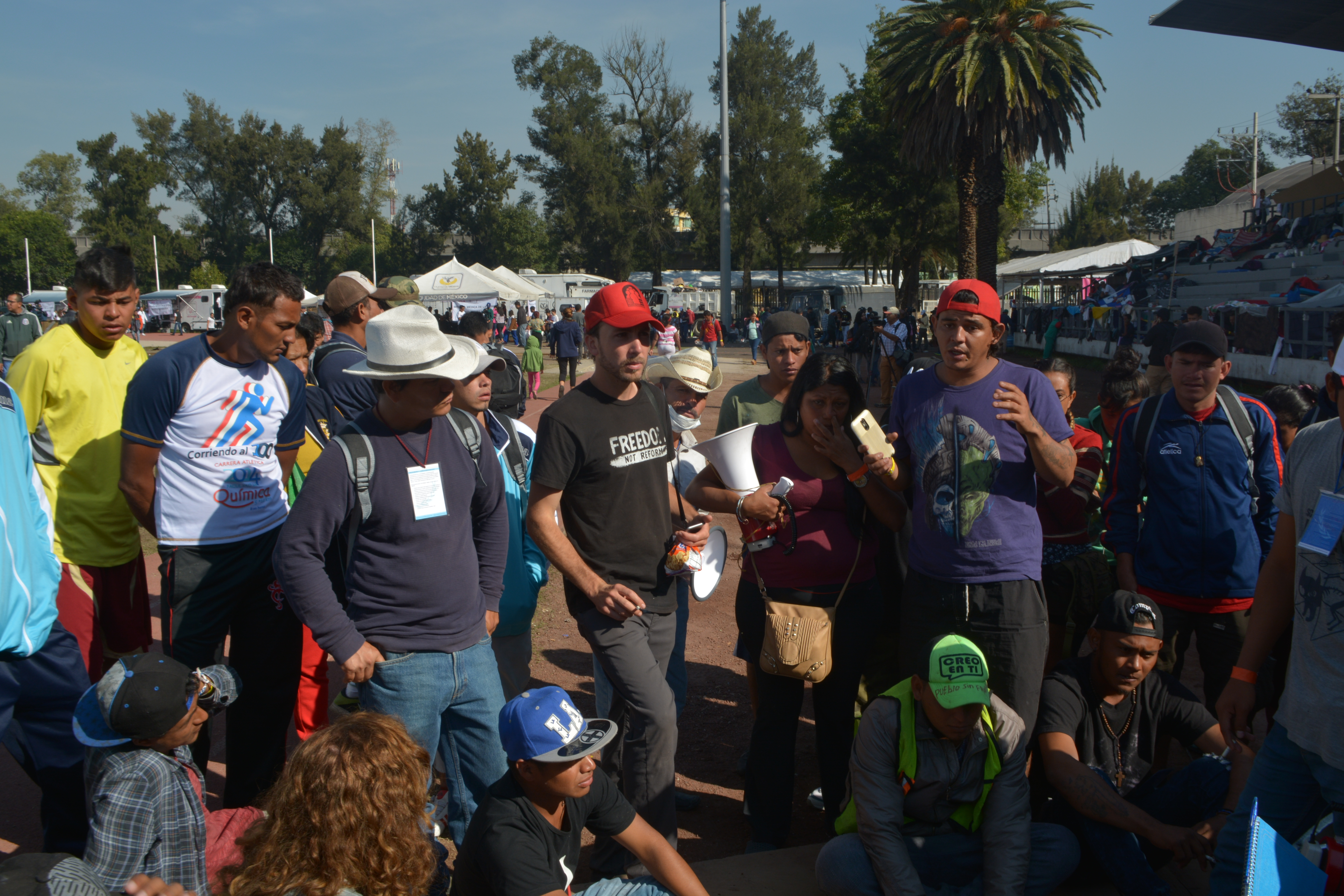 File Caravana Migrante en la Ciudad de M xico 13.jpg