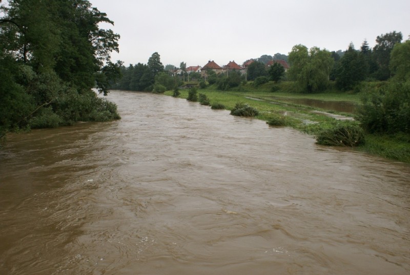 File:Flood in Poland 2009 - Kłodzko 04.jpg