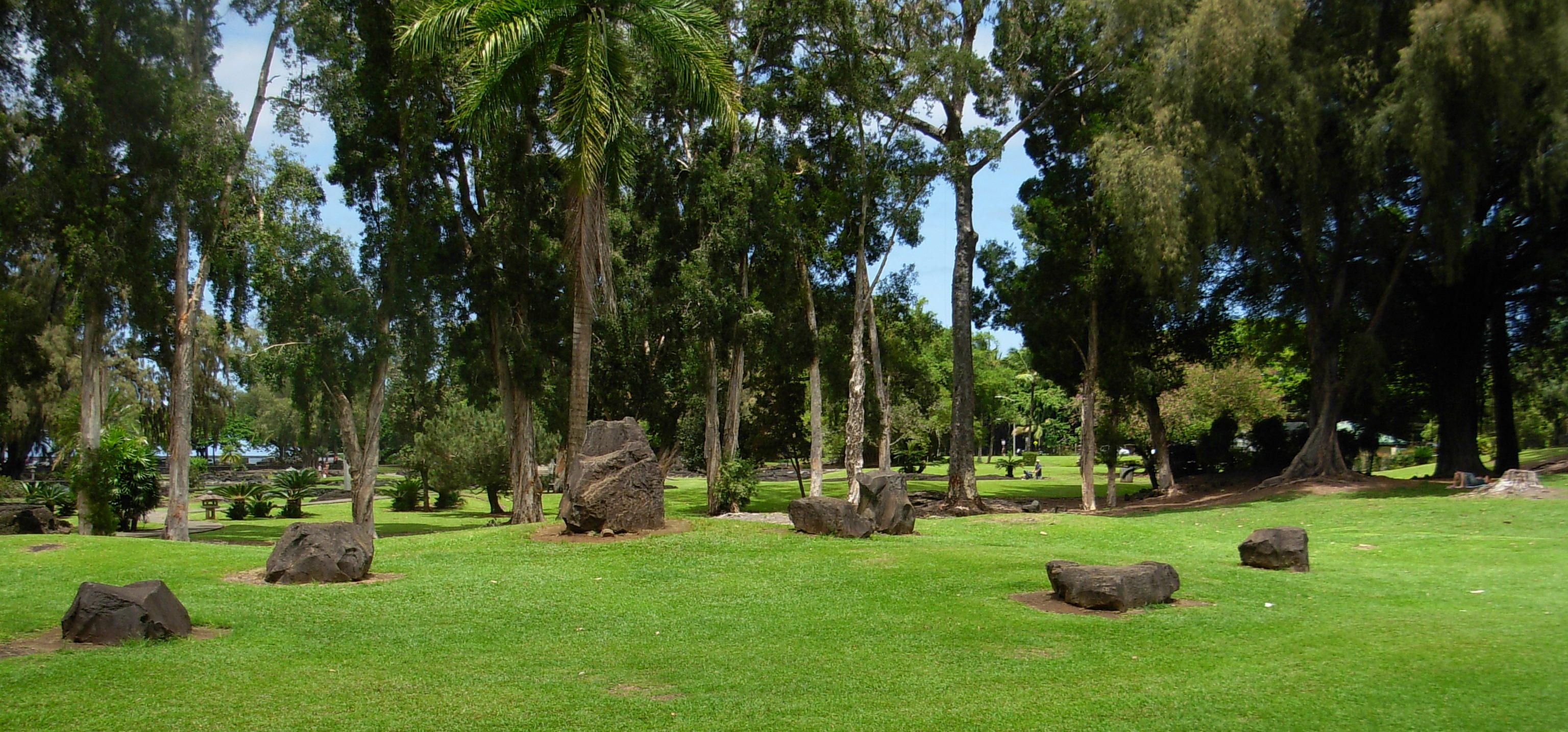 File Gate To Rock Garden Queen Liliuokalani Gardens Hilo