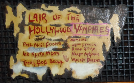 File:Lair Of The Hollywood Vampires.png