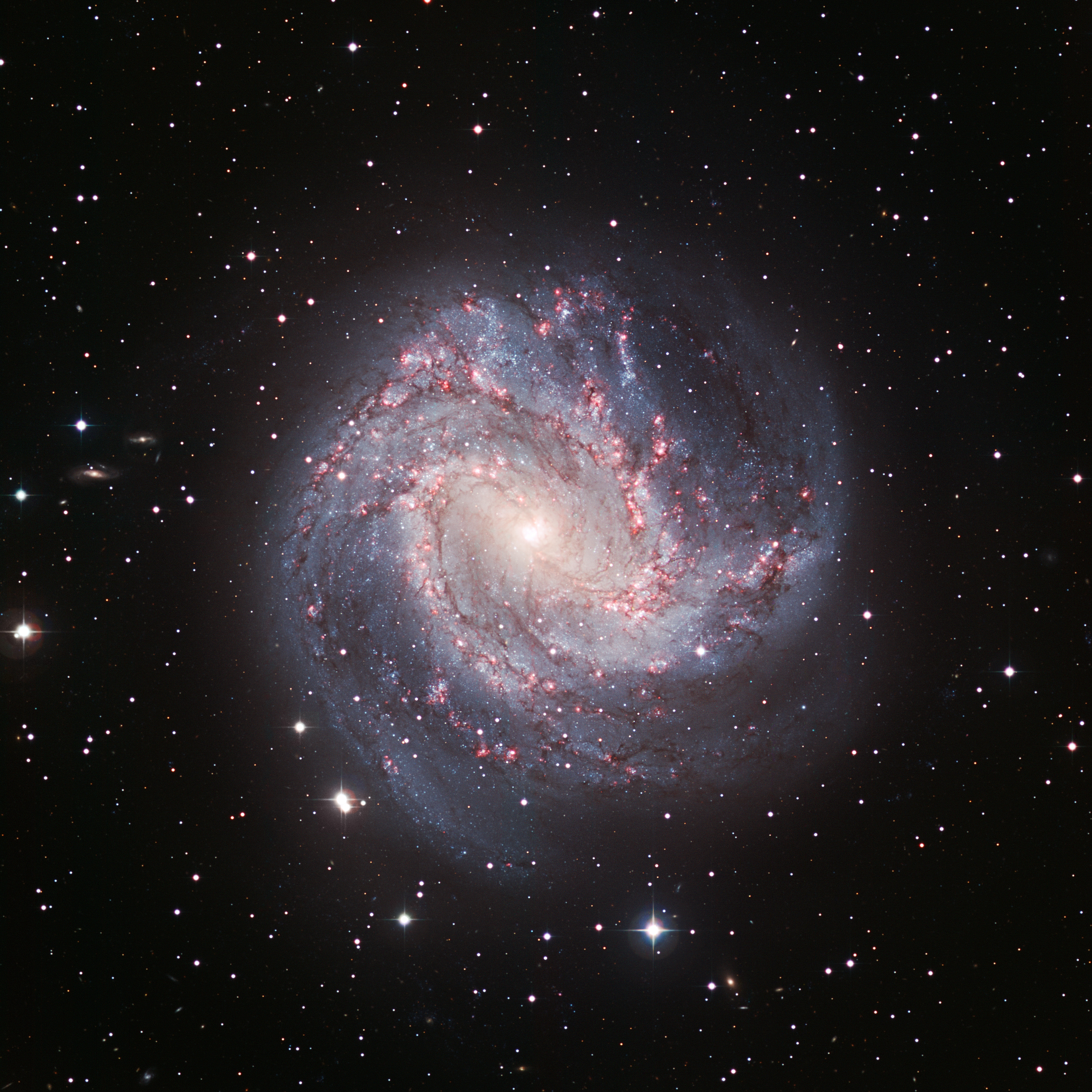 M83 (天体) - Wikipedia