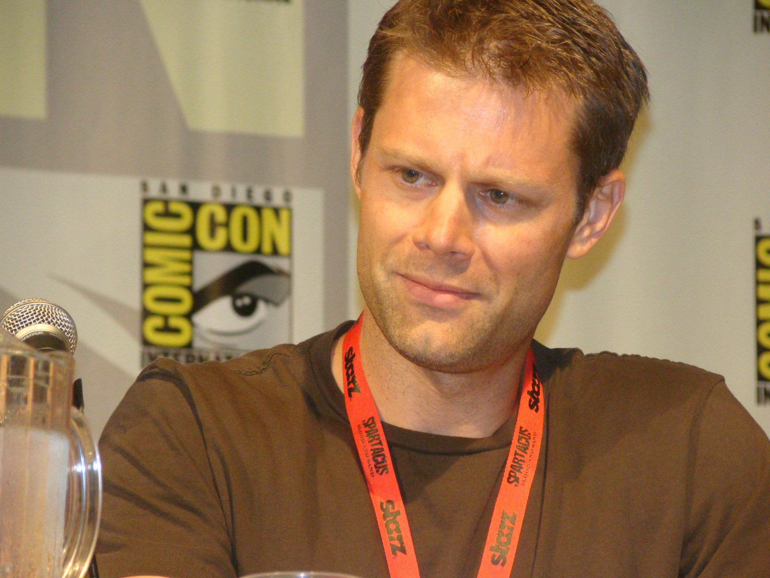 Keeslar during ''[[The Middleman]]'' panel at [[San Diego Comic-Con International|Comic-Con]] in July 2009