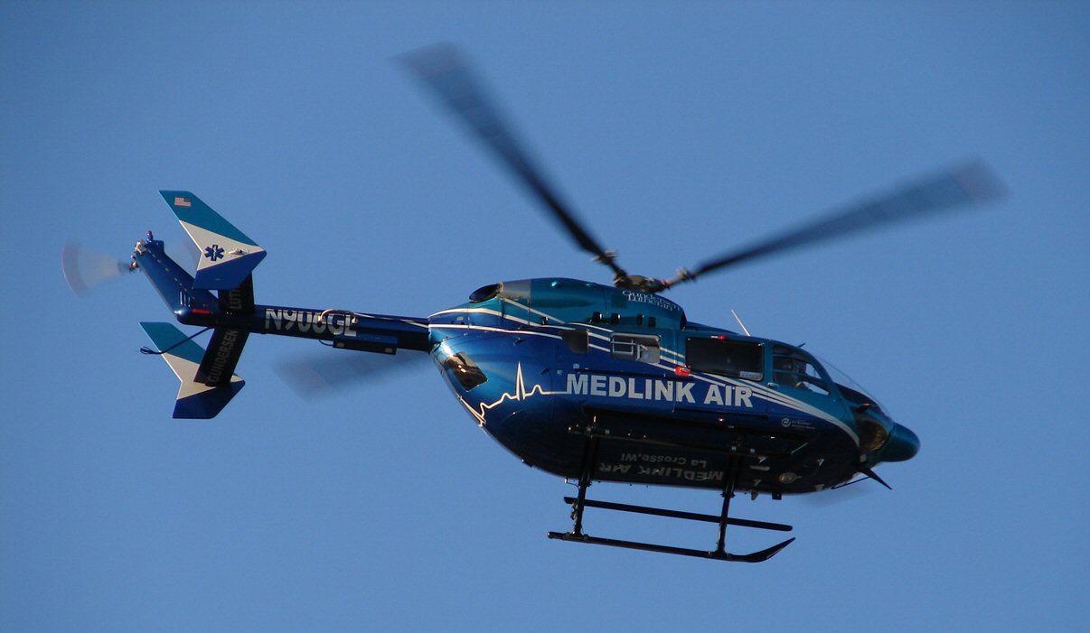 Medlink Air BK-117 C-2 (484407786).jpg