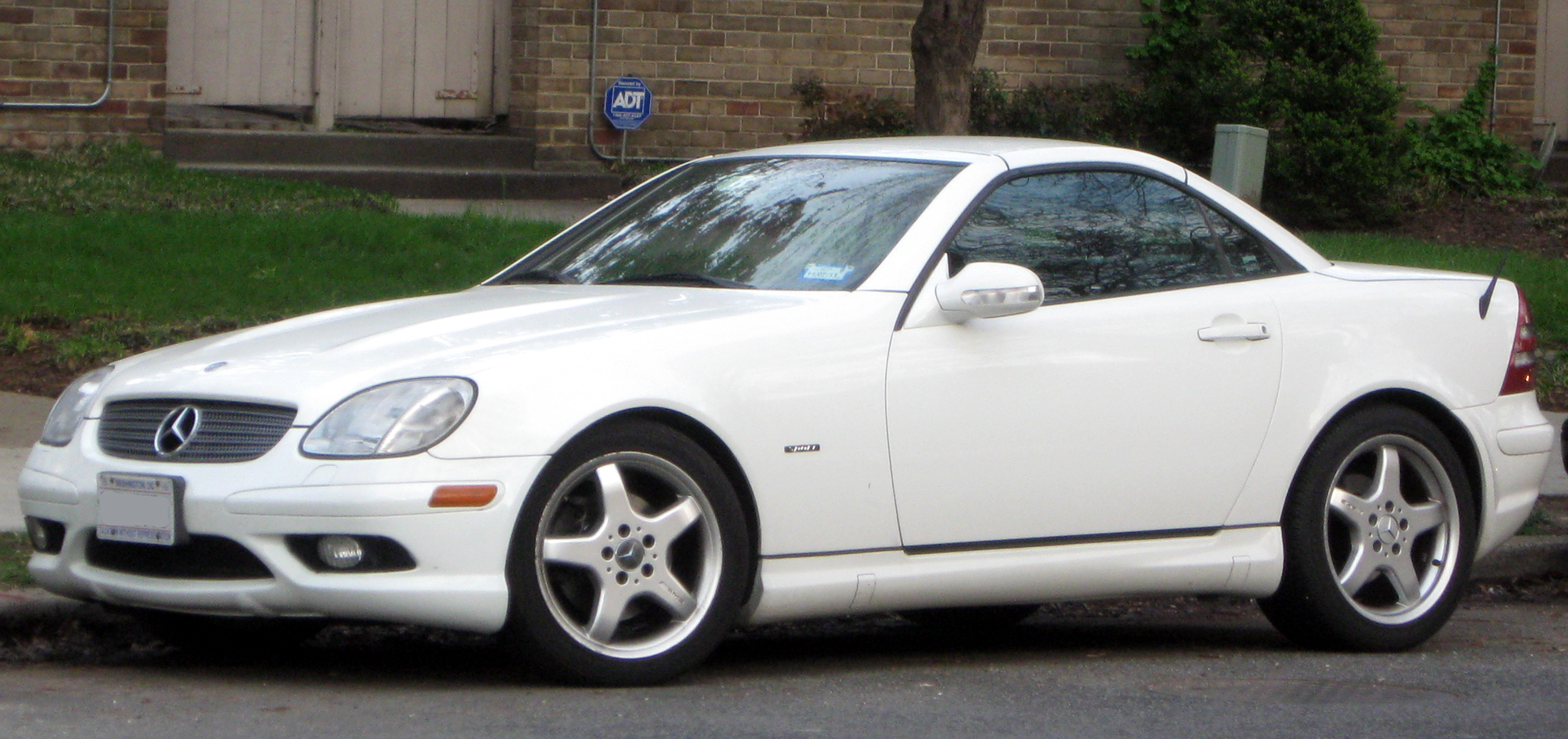 File:Mercedes-Benz SLK R170.jpg - Wikimedia Commons