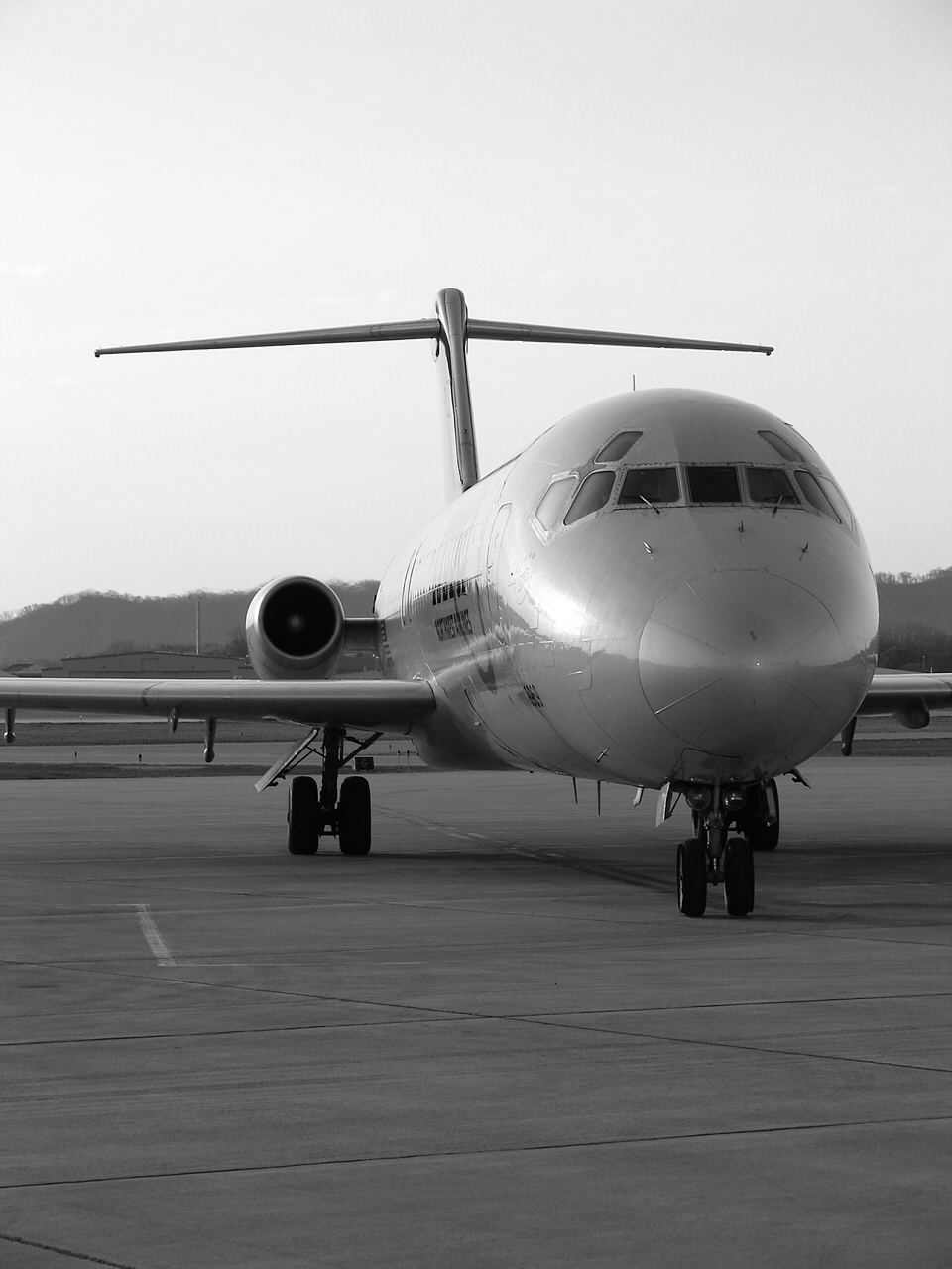 Northwest Airlines DC-9, May 2009.jpg