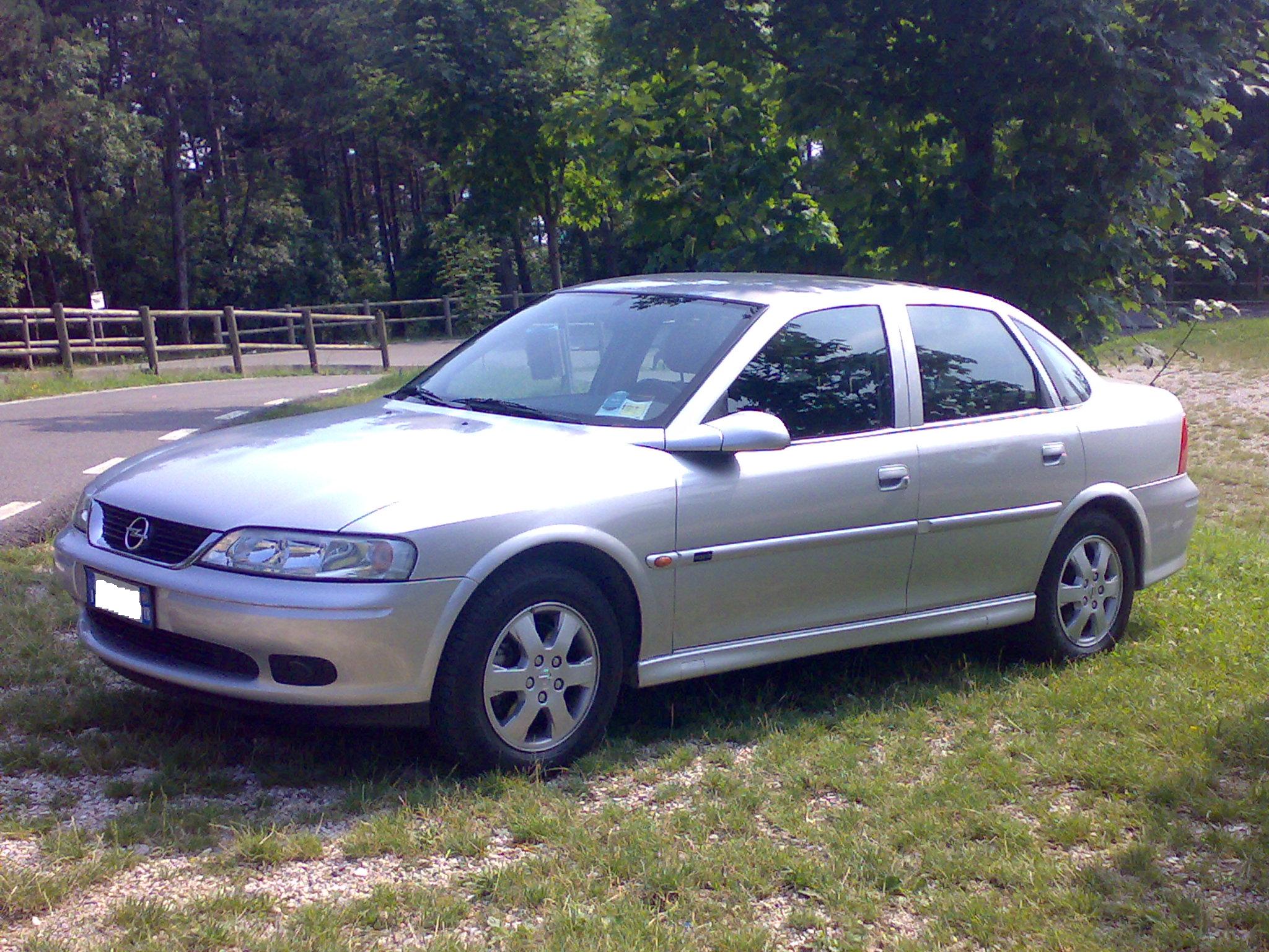 Запчасти автотюнинга. Тюнинг Opel Vectra C (2002-2009)