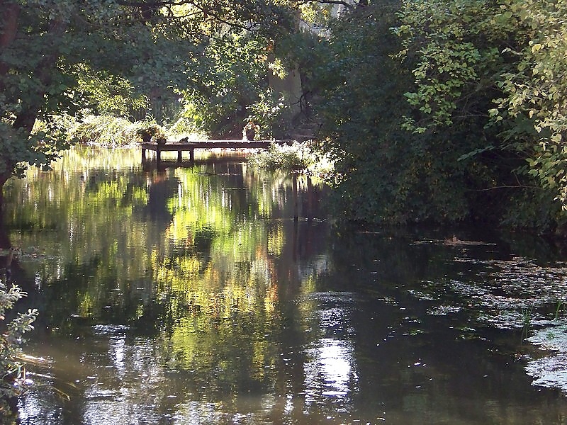 File:Peenekanal an der Gielower Mühle.JPG