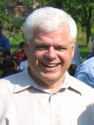 File:Peter Tabuns at Taylor Creek Park - 2008 (cropped).jpg