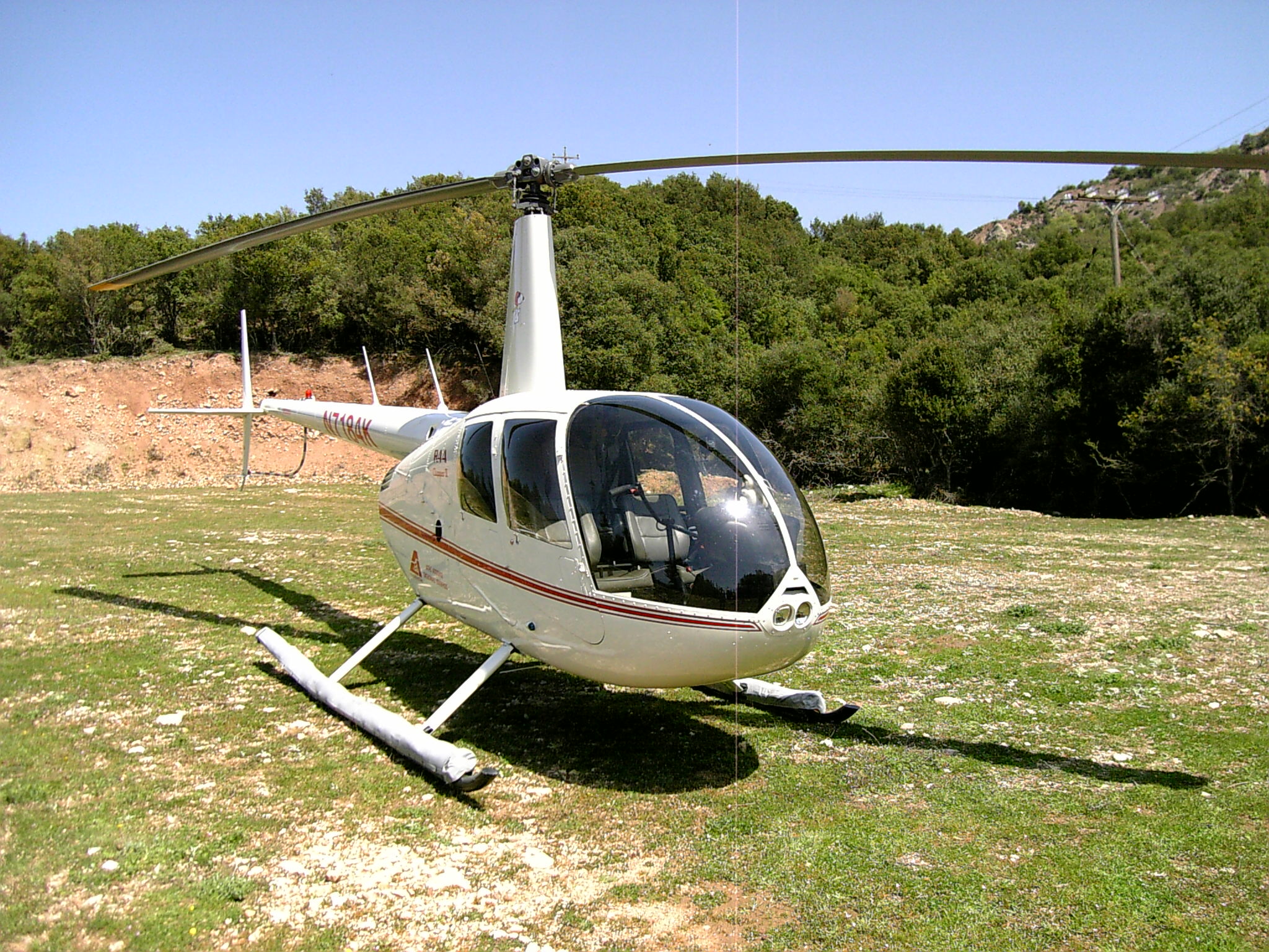 inflatable floatation system on an R44