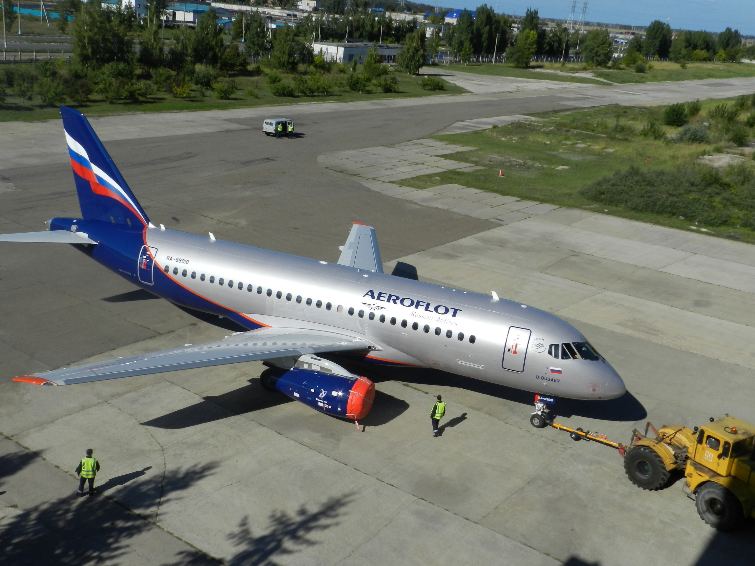 Самолет аэрофлота суперджет 100. Самолет Sukhoi Superjet 100 Аэрофлот. Сухой Суперджет 100 Аэрофлот. SSJ 100 Аэрофлот. Суперджет 100 фото самолета Аэрофлот.