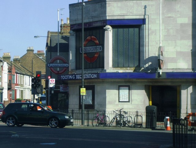 File:Tooting Bec Station, SW17 - geograph.org.uk - 1316317.jpg