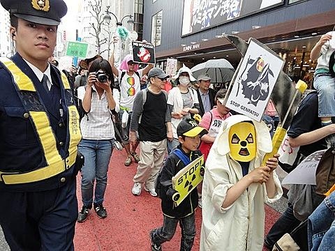 File:VOA Herman - 2011-04-16 anti-nuclear protests in Tokyo.jpg