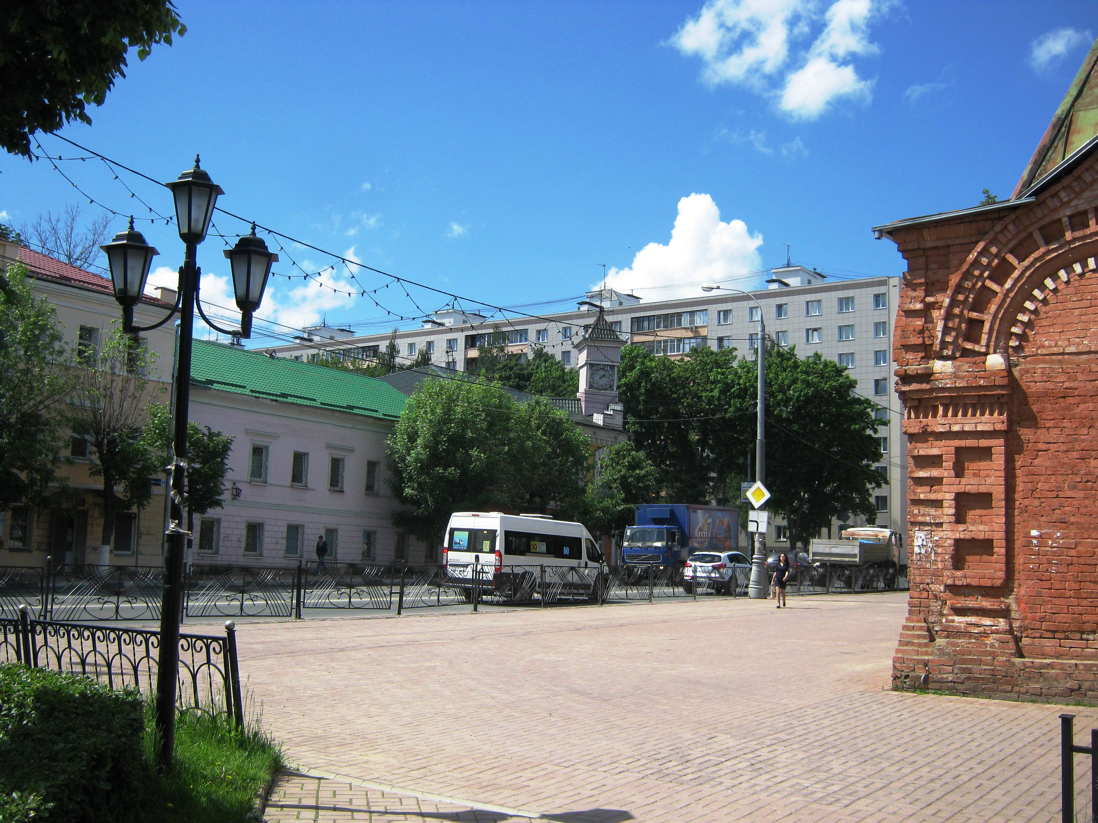 Московская область ленинская улица. Улица Ленина Клин. Улица Ленина 12 Клин. Уголок улицы. Угол улицы.