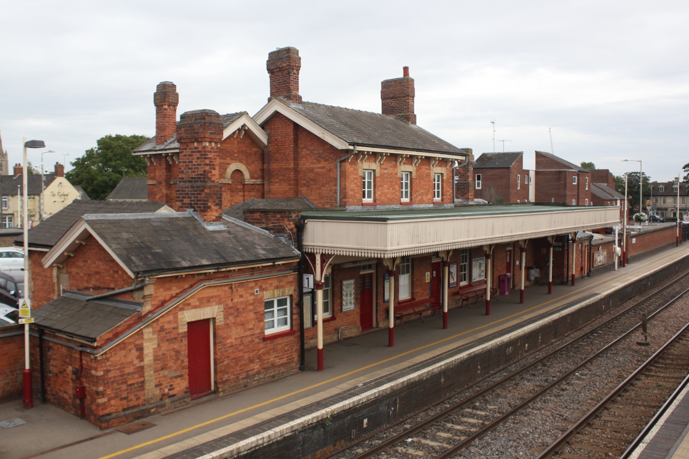 Oakham railway station