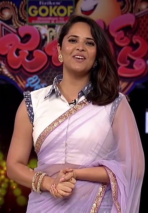 Sunitha Puku Videos - Anasuya Bharadwaj - Wikipedia