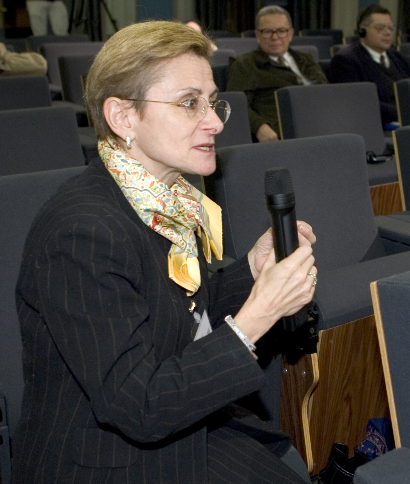 Annie Lacroix-Riz at the 2005 Axis for Peace conference