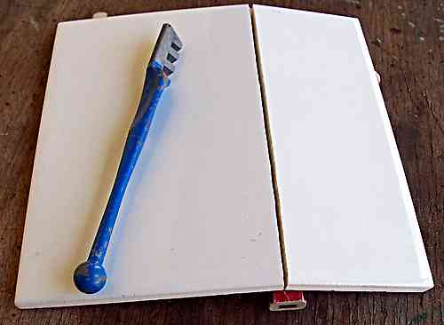 File:Box-cutter.jpg - Wikipedia