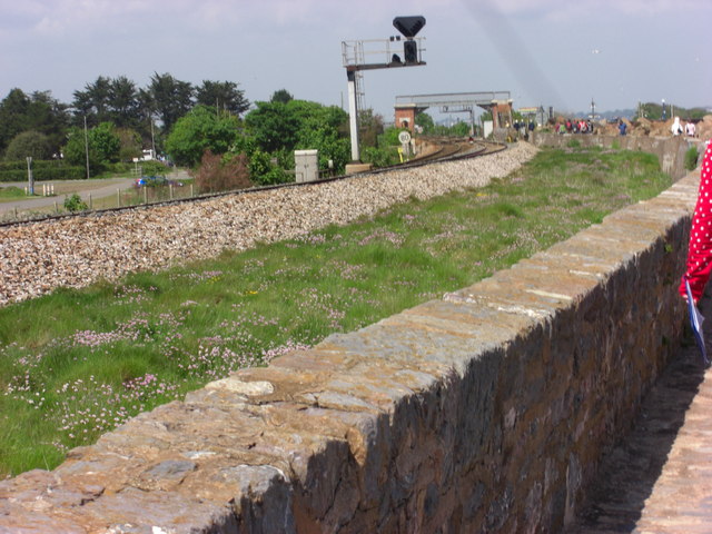 File:Dawlish Warren , Railway - geograph.org.uk - 1128006.jpg