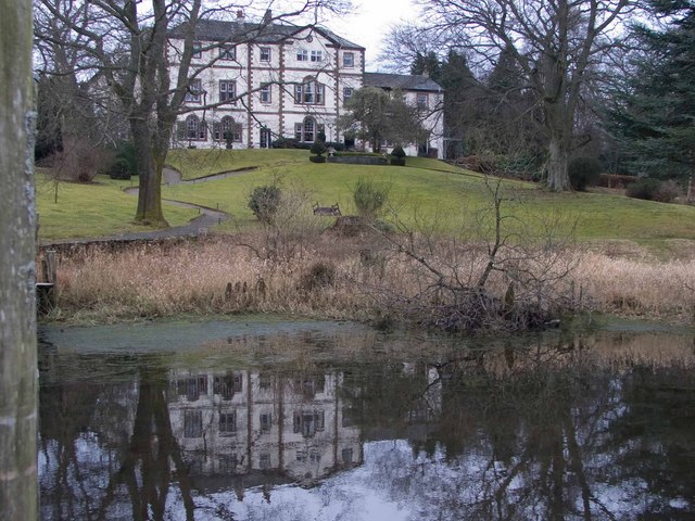 File:Derwent Bank Hotel - geograph.org.uk - 1183208.jpg