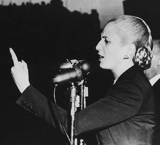 File:Eva, Evita, Perón en un discurso electoral, 1951.jpg