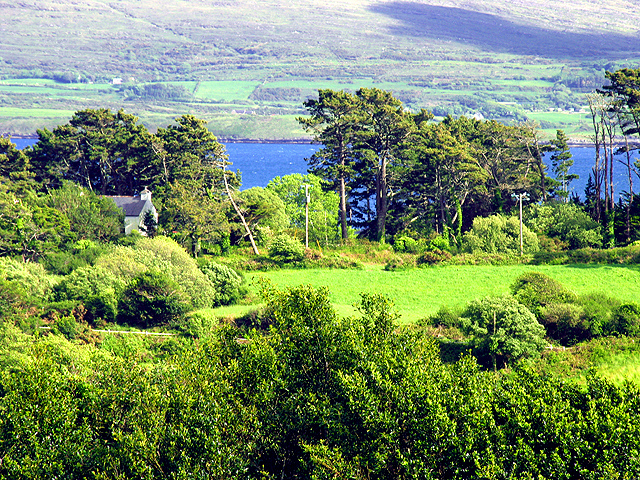 File:Farm near Ahakista - geograph.org.uk - 15188.jpg