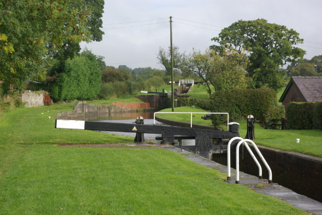 File:Frankton Locks - geograph.org.uk - 1001799.jpg