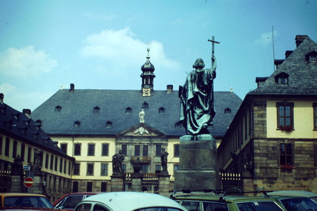 File:Fulda, Stadtschloss (City Castle) - geo.hlipp.de - 25051.jpg