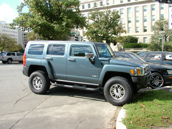 General Motors Company (GM) Hummer_h3