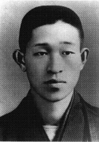 Kōnosuke Matsushita in 1918.jpg