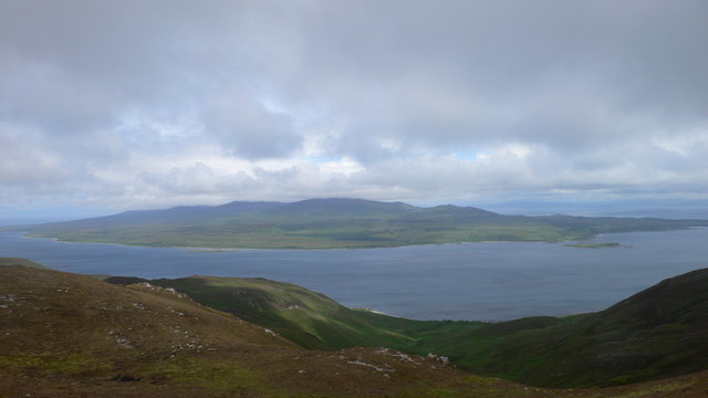File:Looking across the Sound of Islay from the ridge of Sgorr nam Faoileann - geograph.org.uk - 1368064.jpg