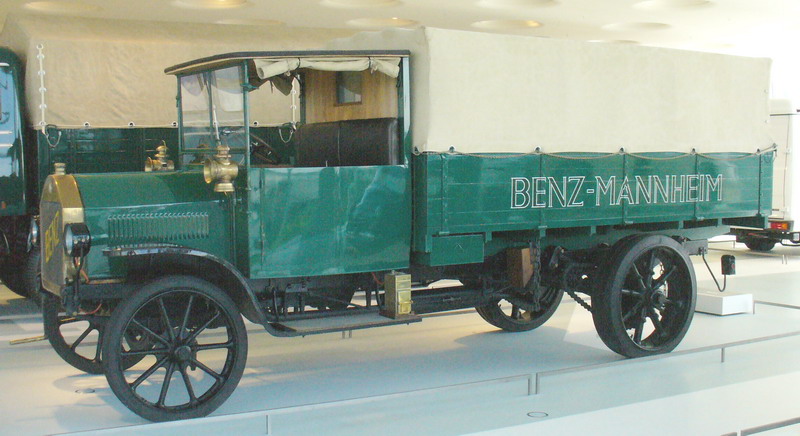 Die Geschichte der deutschen Nutzfahrzeugindustrie von 1895 bis 1945 Mercedes-benz-museum-benz-lastwagen1912-3to