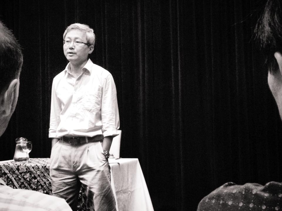 Poet Boey Kim Cheng at [[Nanyang Technological University]], 2013