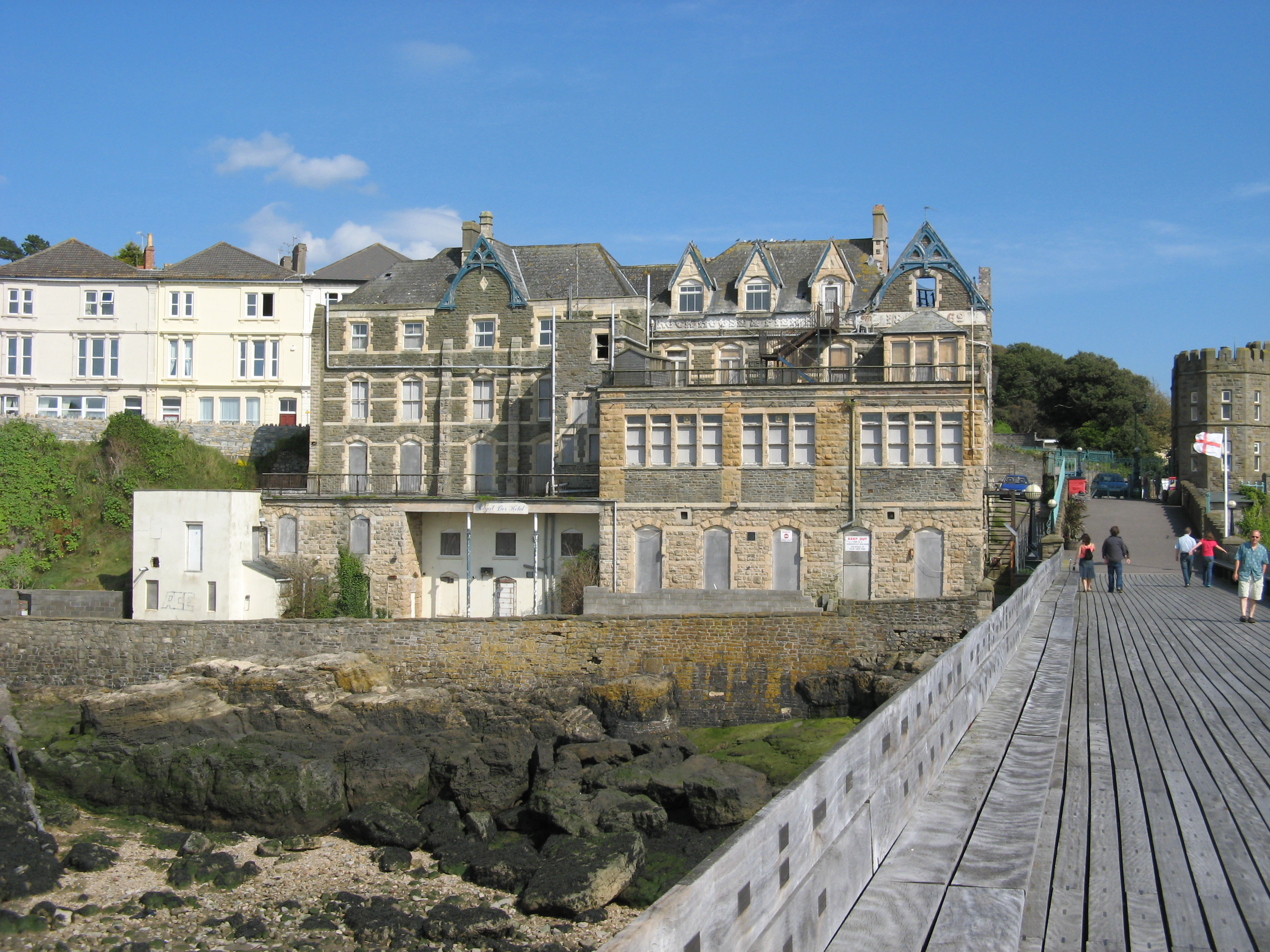 Royal Pier Hotel, Clevedon