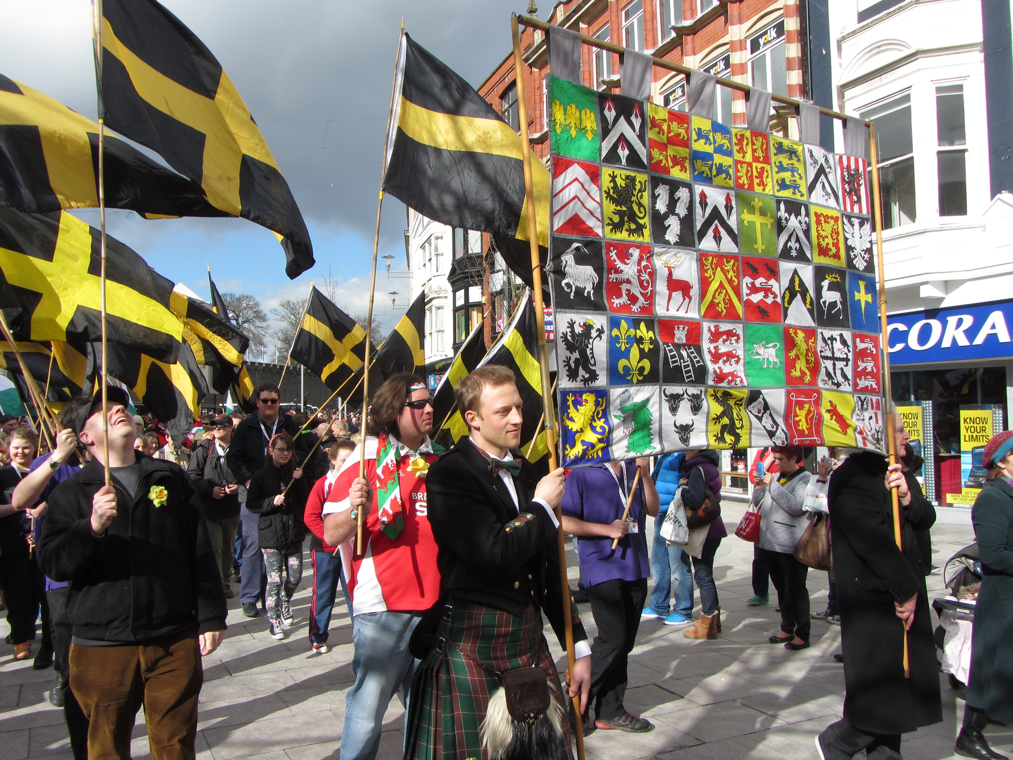 File:St. David's Day parade, Cardiff - geograph.org.uk ...