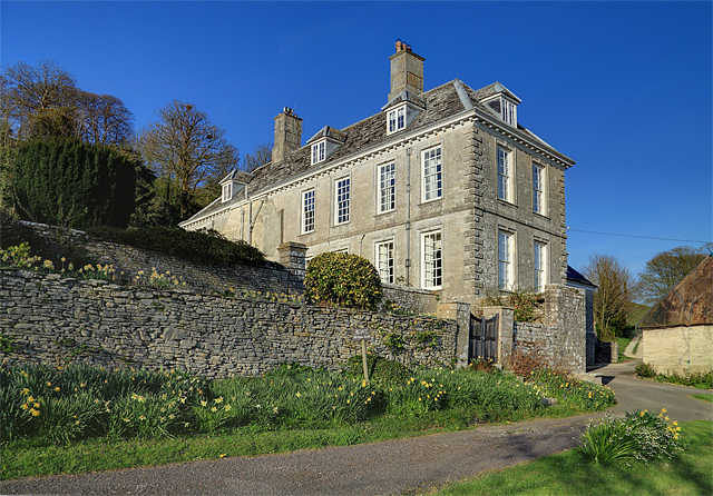 File:Waddon House - geograph.org.uk - 1239666.jpg