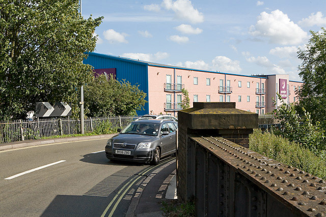 File:Wide Lane Bridge and Premier Travel Inn, Eastleigh - geograph.org.uk - 502068.jpg