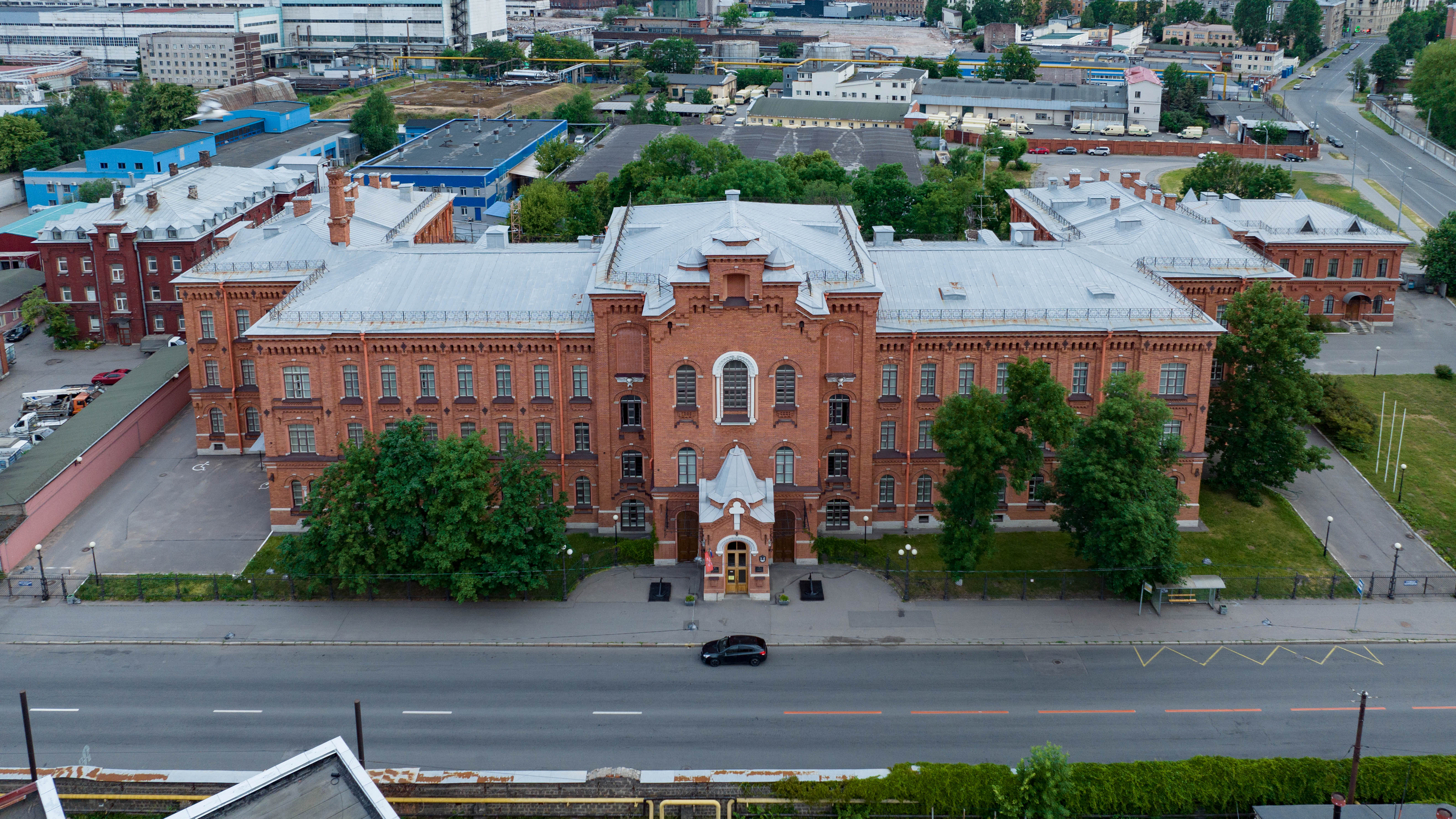 Файл:Санкт-Петербург, Косая линия 15а сверху.jpg — Википедия