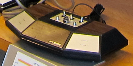 File:APF TV Fun (model 442) - 1977.jpg