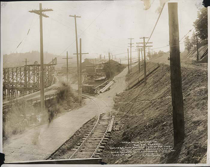 File:Alki Avenue regrade area showing new grade and bridge approach, West Seattle, September 24, 1913 (MOHAI 8720).jpg