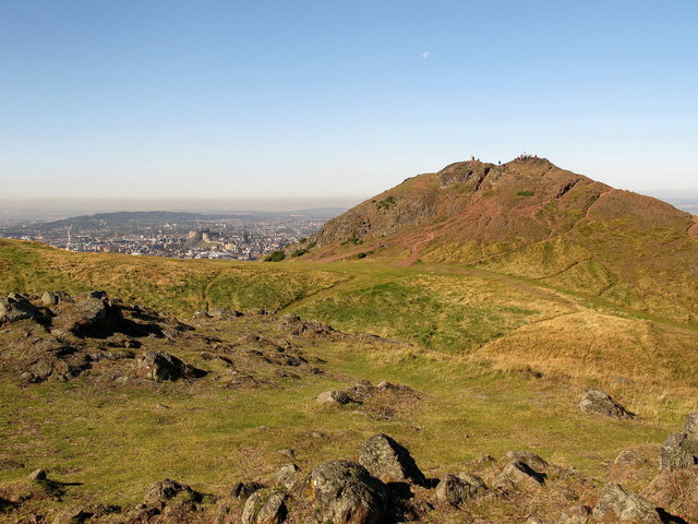 File:Arthur's Seat from Crow Hill - geograph.org.uk - 571305.jpg