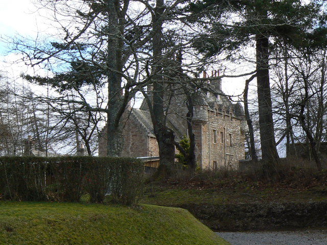 File:Dalcross Castle - geograph.org.uk - 370185.jpg