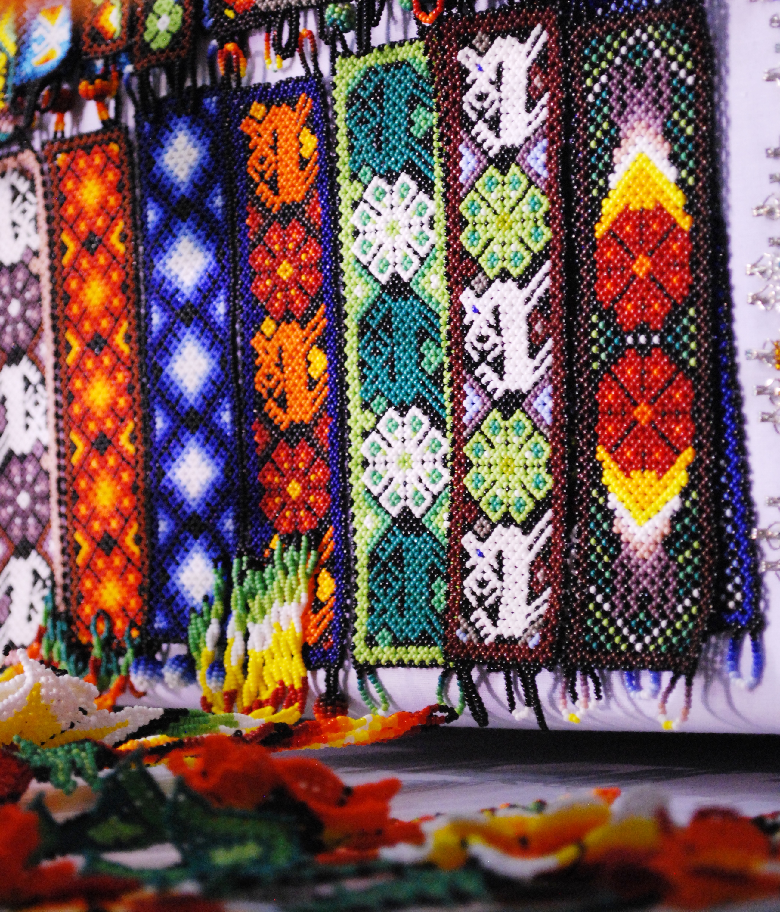 Aretes Artesanales de Peyote 3 Details about   Huichol Beaded Flowers Earrings Hand Made 