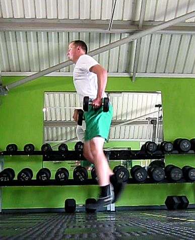 File:Jumping split squat with dumbbells 2.png