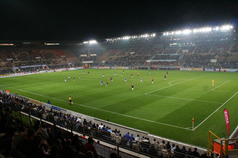 Файл:Le stade du Racing Club de Strasbourg.jpg