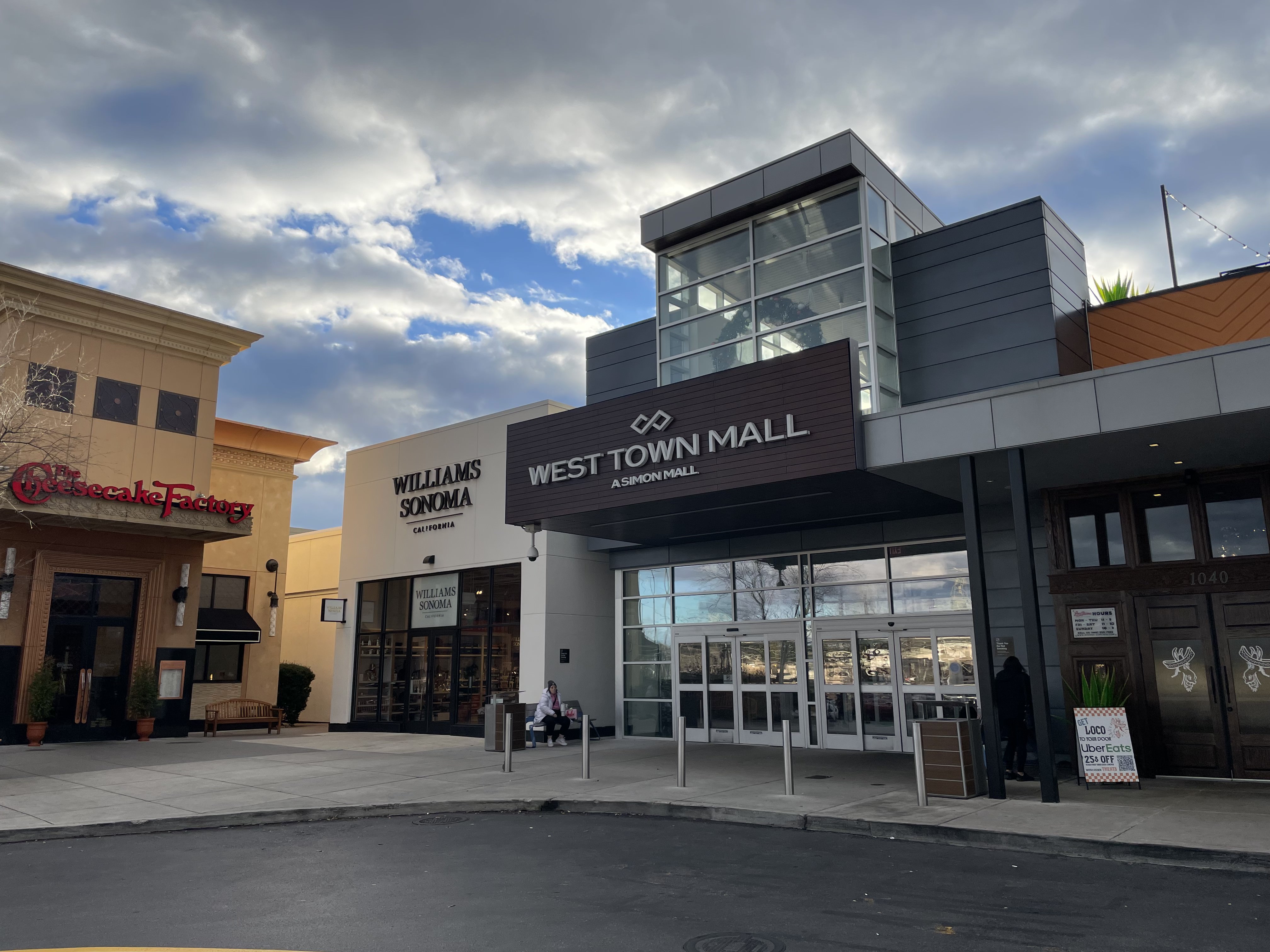 West Town Mall Wikipedia