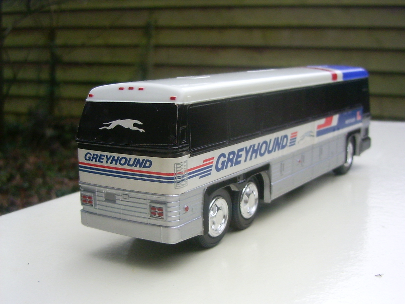 greyhound bus toy model