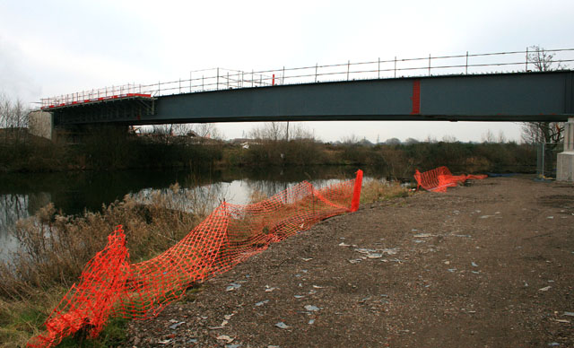 File:New Bridge over the Derwent - geograph.org.uk - 1103140.jpg