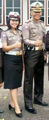 Seragam Polisi Wanita